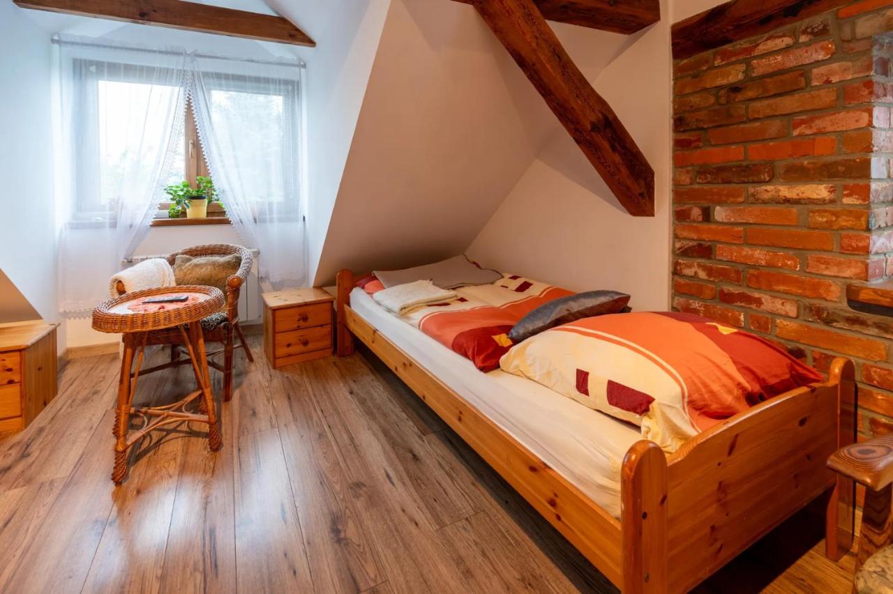 Chambre Lits Jumeaux avec Salle de Bains Privative