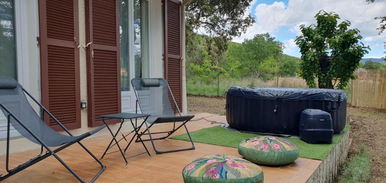 Odette du Colorado, vue sur le colorado, jacuzzi, boisé - Bed and Breakfast