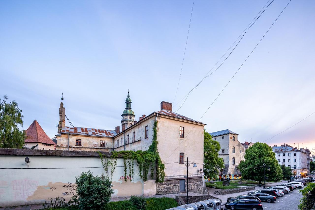 Apartment mit 3 Schlafzimmern und Balkon