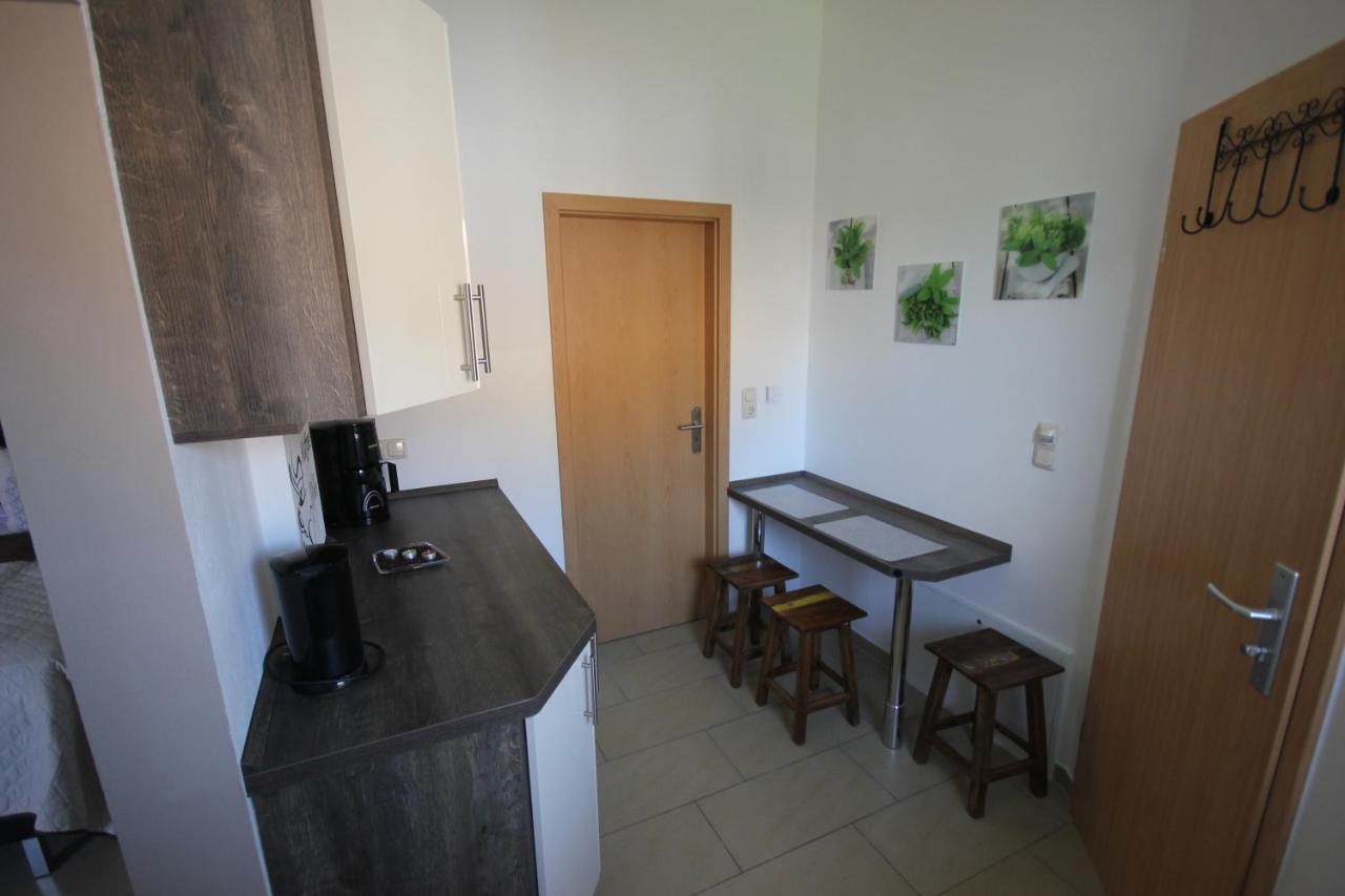 Müritzbriese 2 - Bed and Breakfast Ludorf