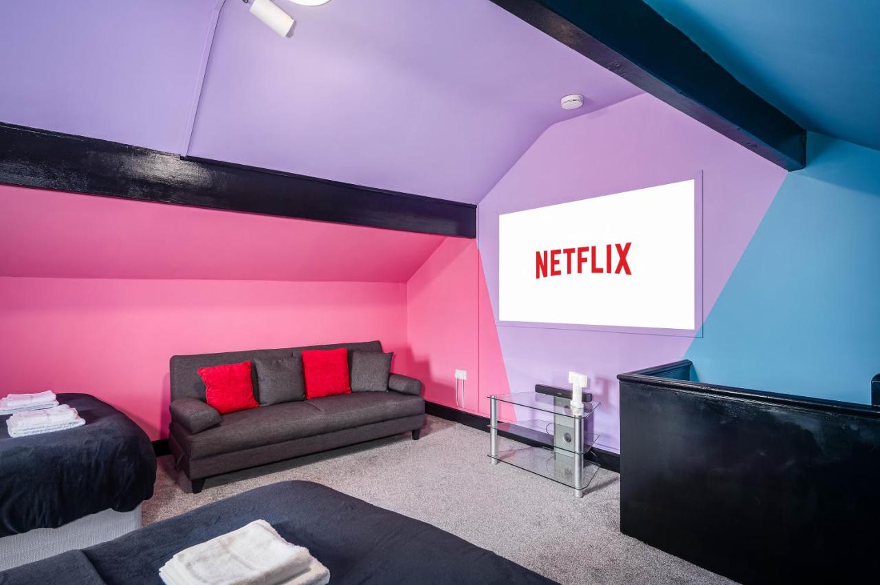 Social Media Adventure - 3 Bedroom - City Centre - Doncaster - B&B Bielby