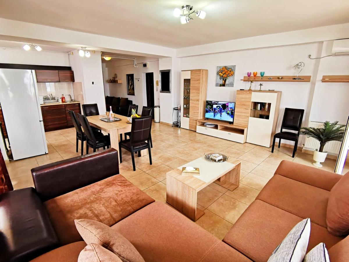 B&B Mamaia - Anabella Summerland Apartment - Bed and Breakfast Mamaia