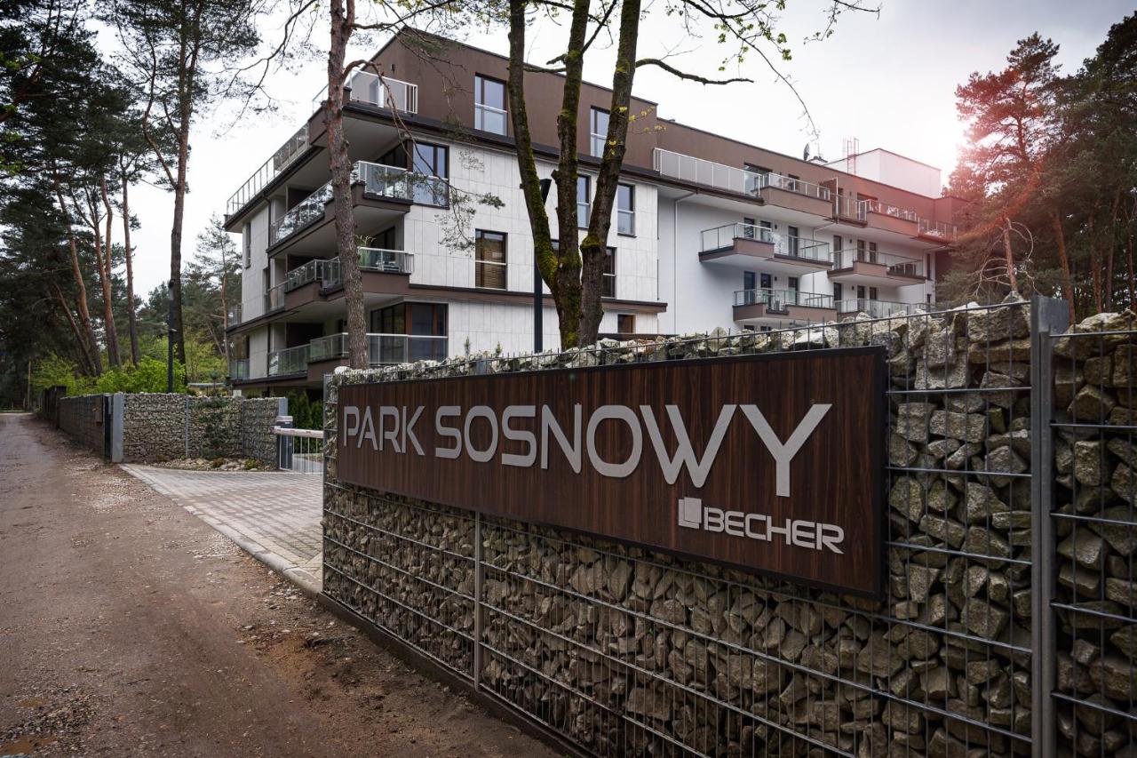 Apartament Sosnowy przy Basenach Tropikalnych, prywatny parking - Bed and Breakfast