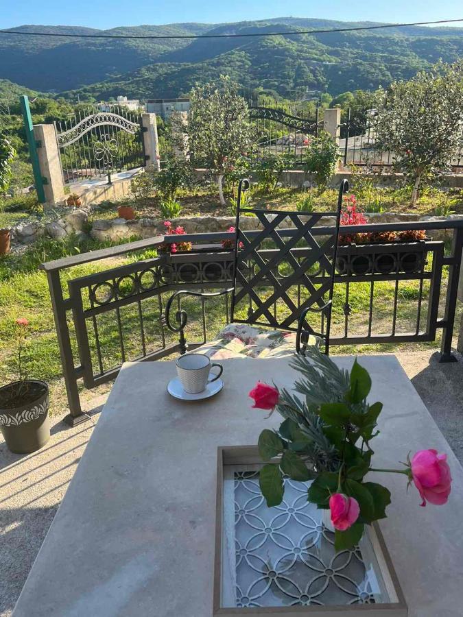 Sunny Hill - Parking - Fenced Garden - Luxury Loft - B&B Cattaro