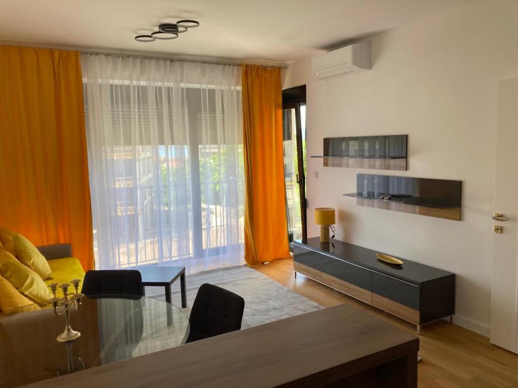 B&B Tivat - Sears Residence Apartments - Bed and Breakfast Tivat