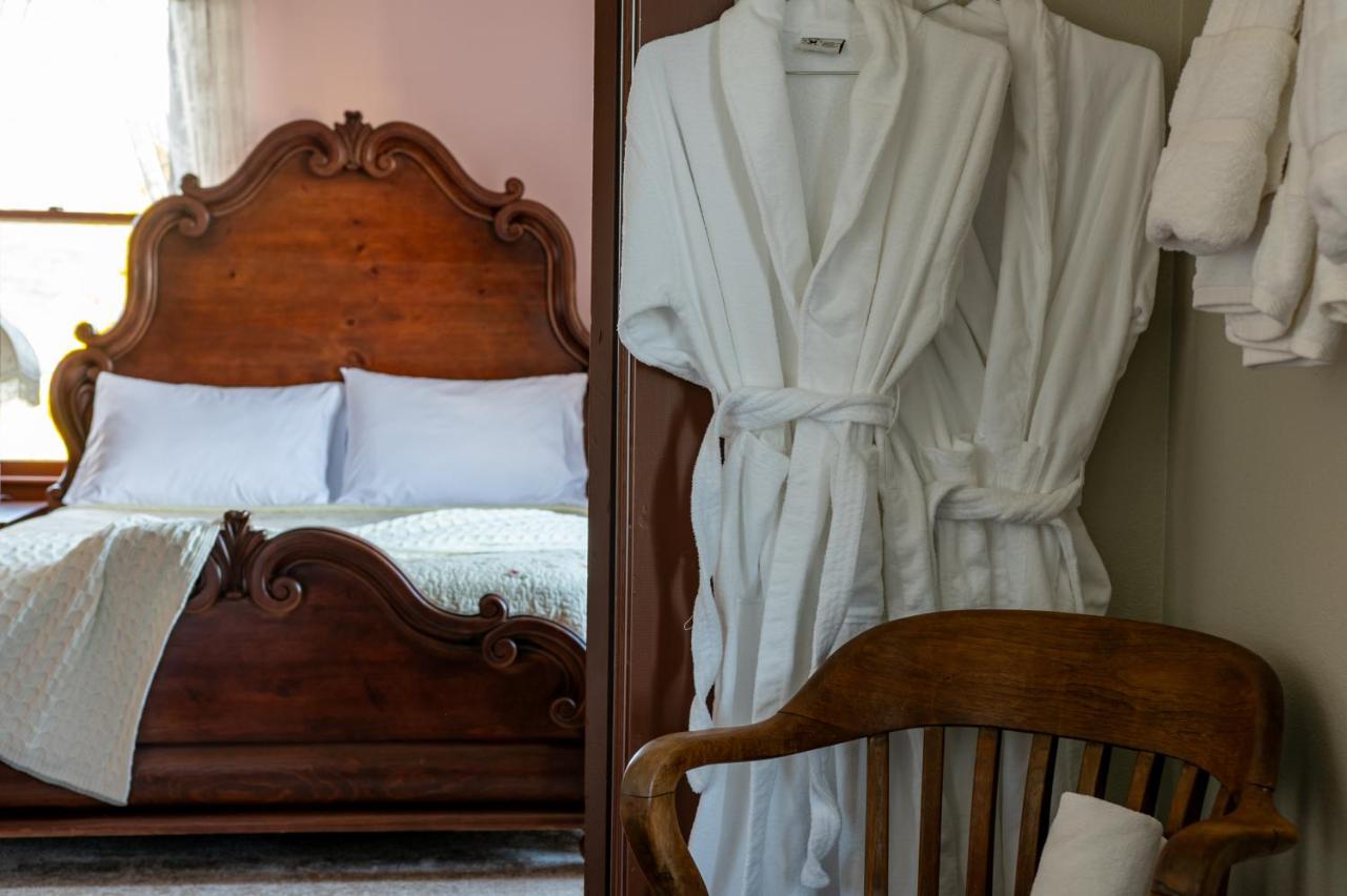 Camera Queen Superior