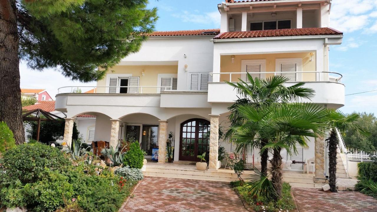 Apartments Little Castle - Ferienwohnung Vodice