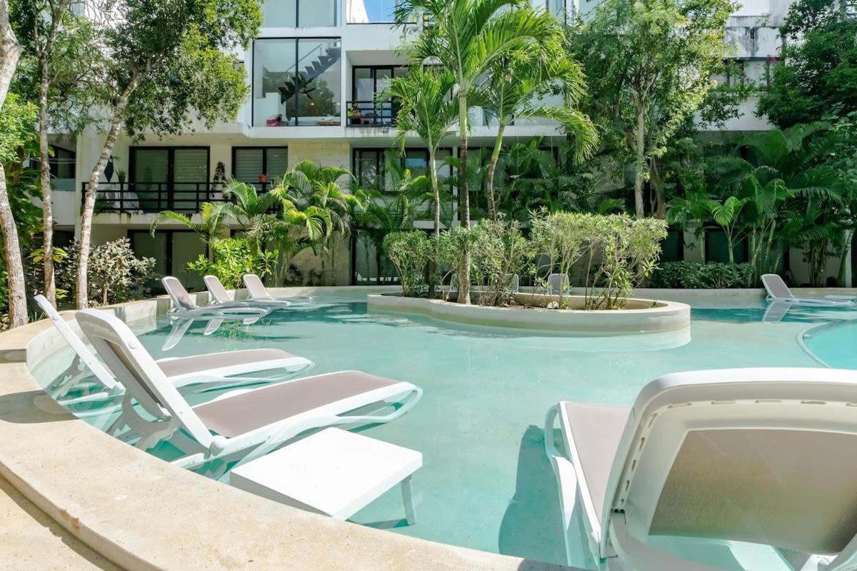 LUXE 1-BR Condo in Bahia Principe - Multiple Pools - B&B