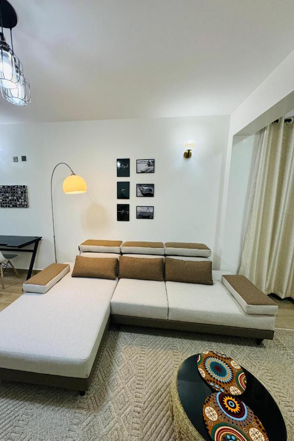 Azania One Bed Near Sarit Centre-Westlands - B&B Nairobi