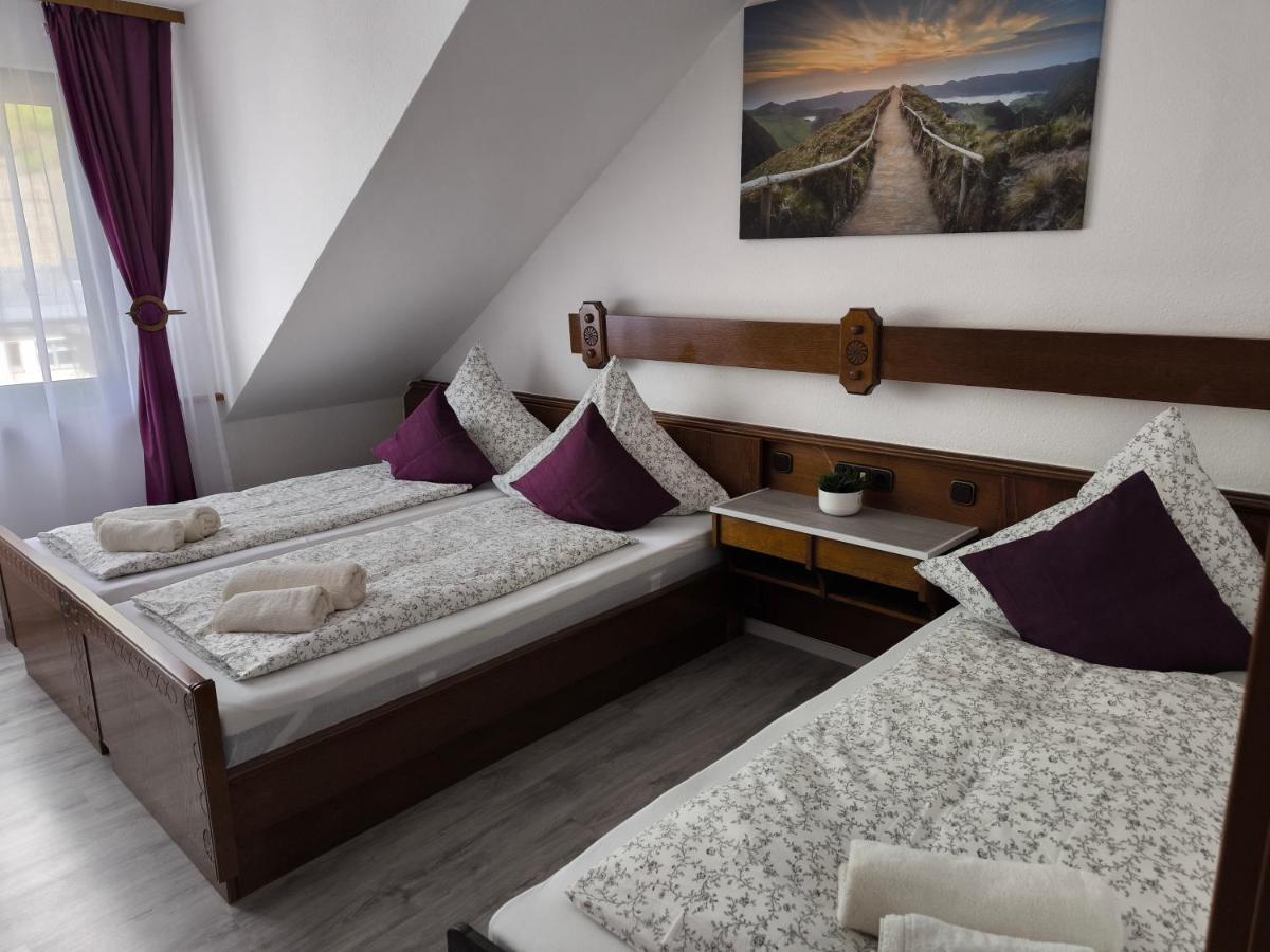 Triple Room with Mountain View