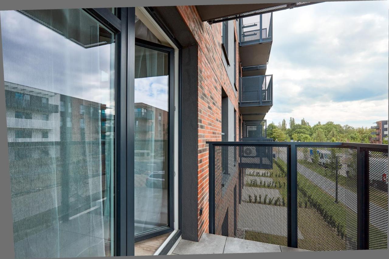 Poznań Airport Comfort Apartment by BookingHost - Chambres d’hôtes Poznan