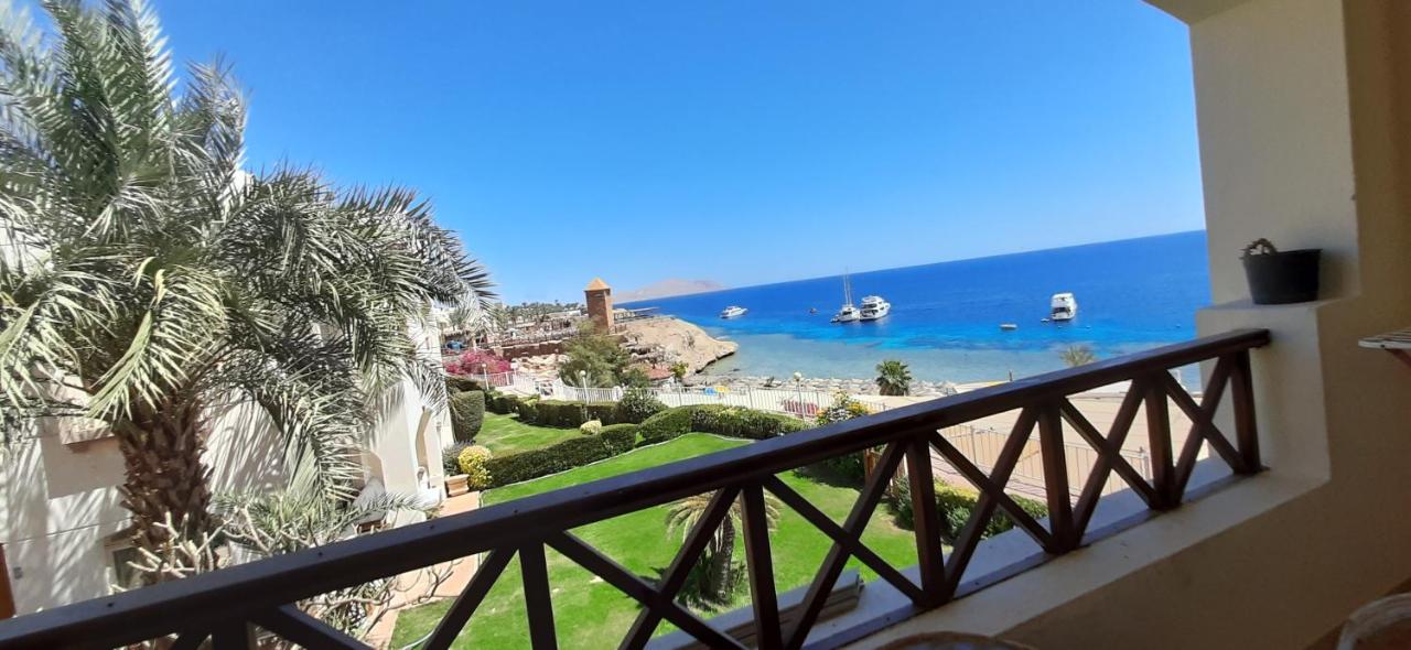 B&B Charm el-Cheikh - SS-723 2 bedroom sea view in Shark's Bay Oasis - Bed and Breakfast Charm el-Cheikh
