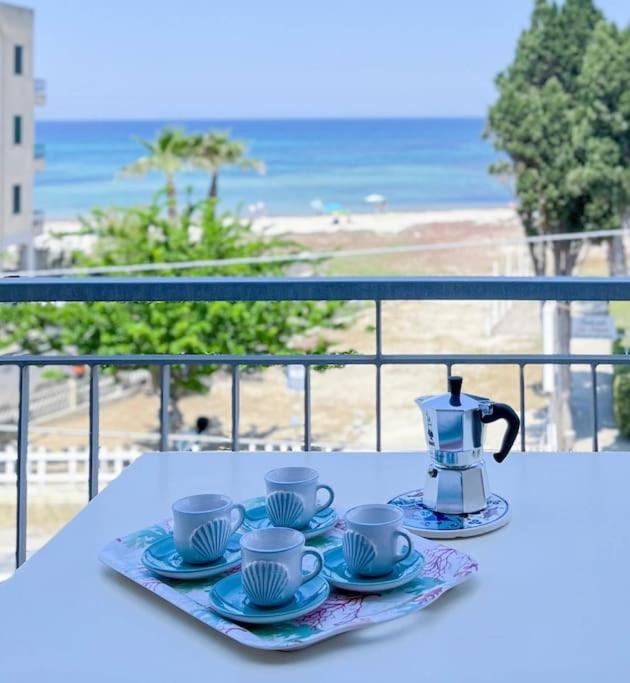 Splendido Appartamento a Pochi Passi del Mare! - Ferienwohnung