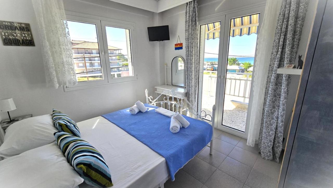 B&B Néoi Póroi - Lina's BeachFront Apartment - Bed and Breakfast Néoi Póroi
