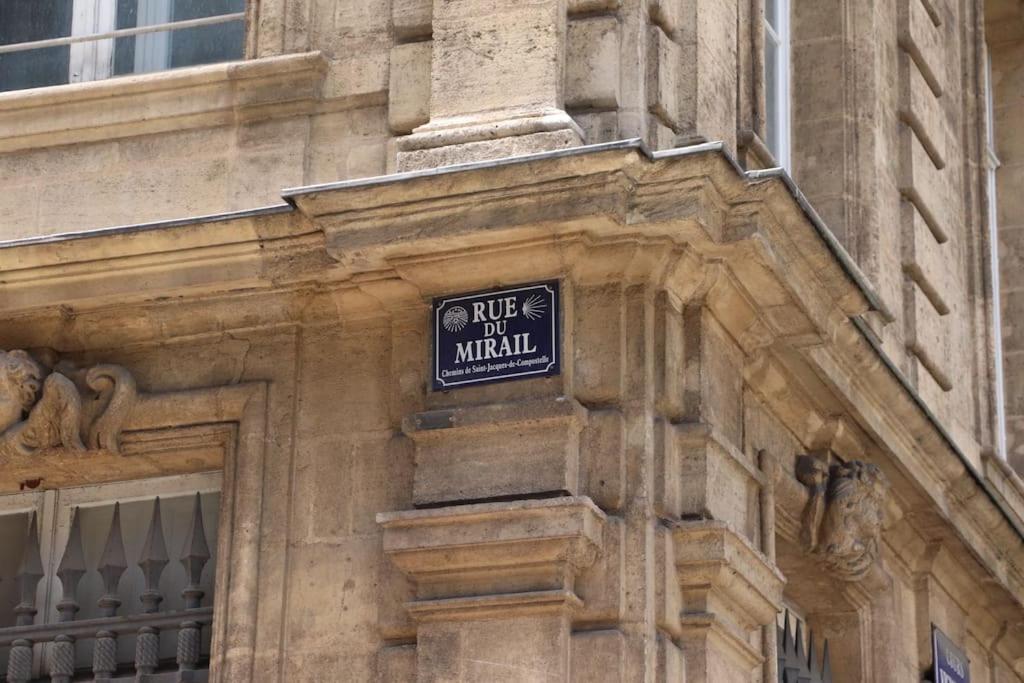 Unforgettable Stay Heart of Bordeaux Historical City Center - Chambres d'hôtes Bordeaux