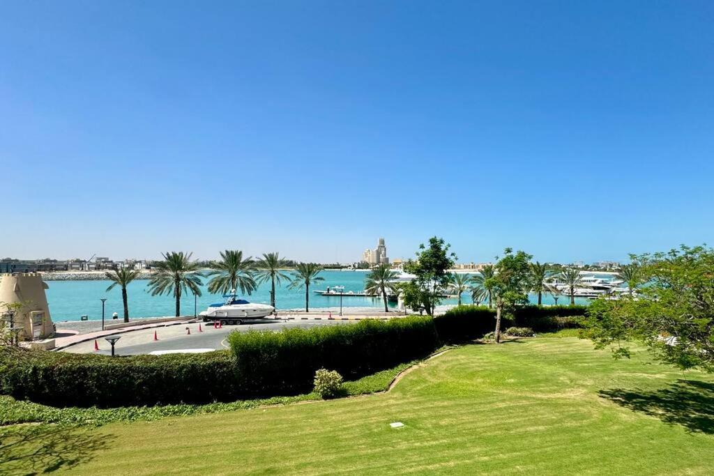 B&B Ras Al Khaimah City - Marina Views Al Hamra Village - Bed and Breakfast Ras Al Khaimah City