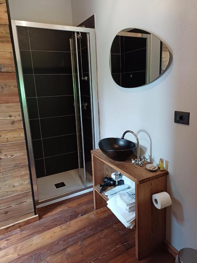 Queen Room with Spa Bath