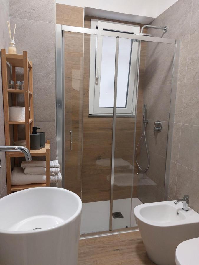 Dreibettzimmer mit eigenem Bad