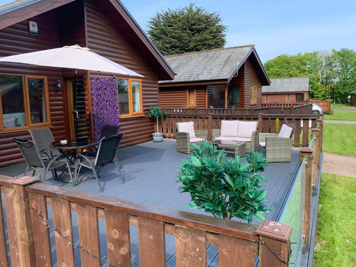 Rocco's Lodge a beautiful 3 bedroom holiday home - B&B Sewerby