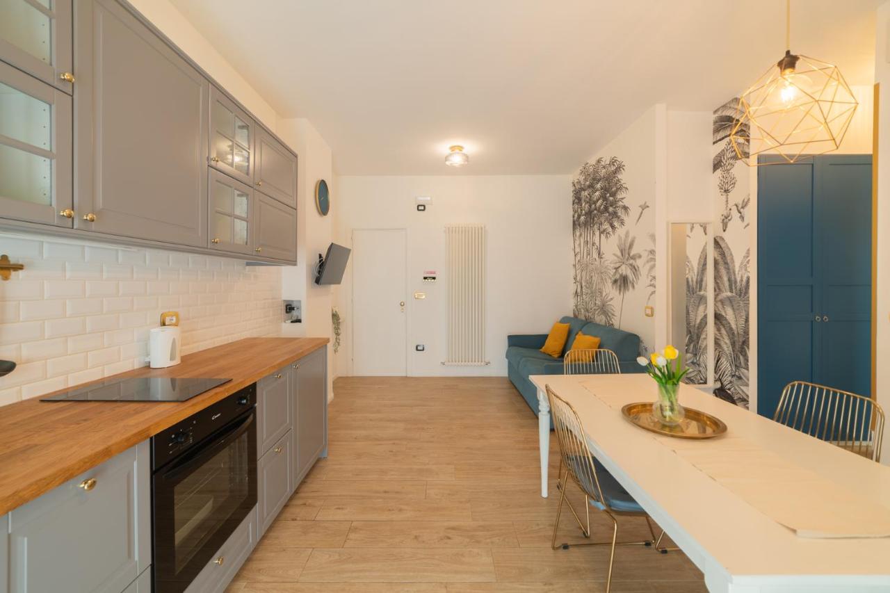 nuovissimo bilocale a 40 metri dal mare - B&B