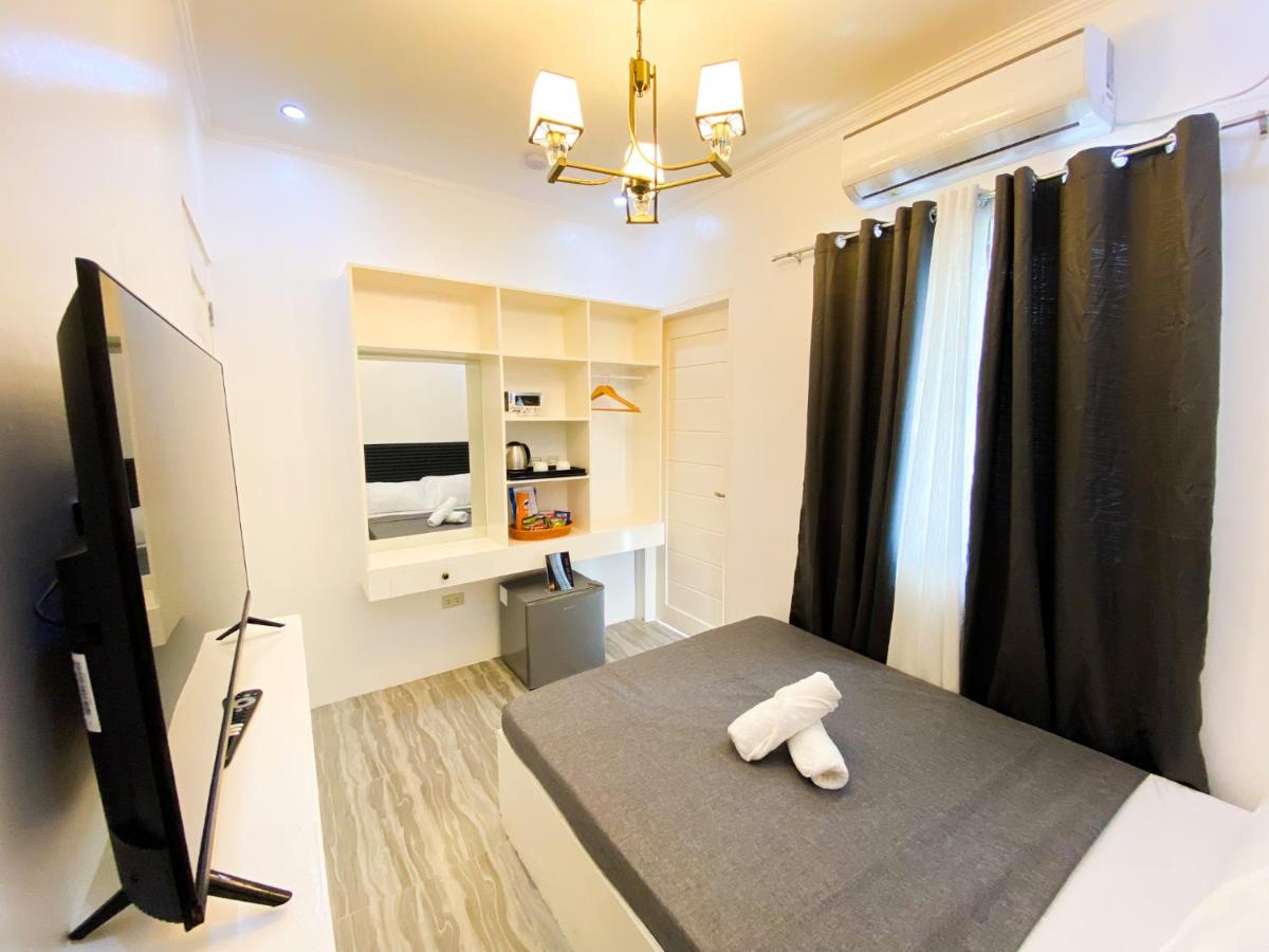 Double Room with Pool View