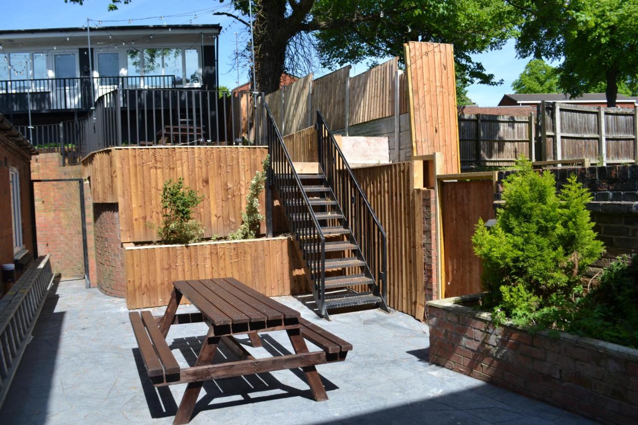 Stylish 1 Bed Apartment Num 6, Bham City Free Parking - B&B
