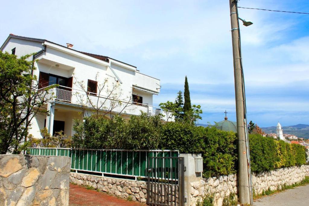 Sunčana obala - Sunny coast - 5 min walk to the beach - B&B