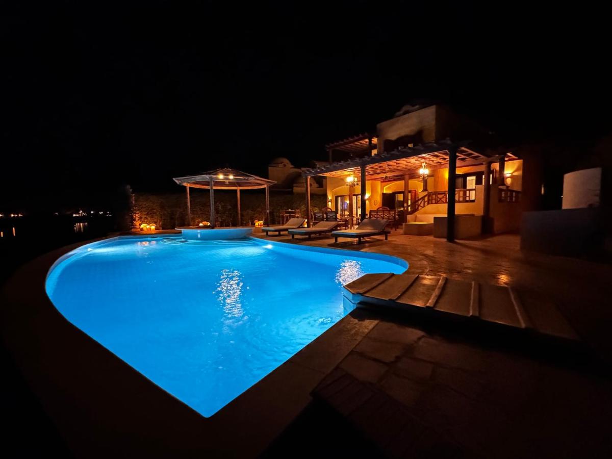 B&B Hurgada - Rent El Gouna Lagoon Villa HEATED Private Pool BBQ - Bed and Breakfast Hurgada