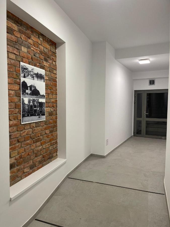 Golden Hour Apartments- Plac Słowiański 37 - B&B