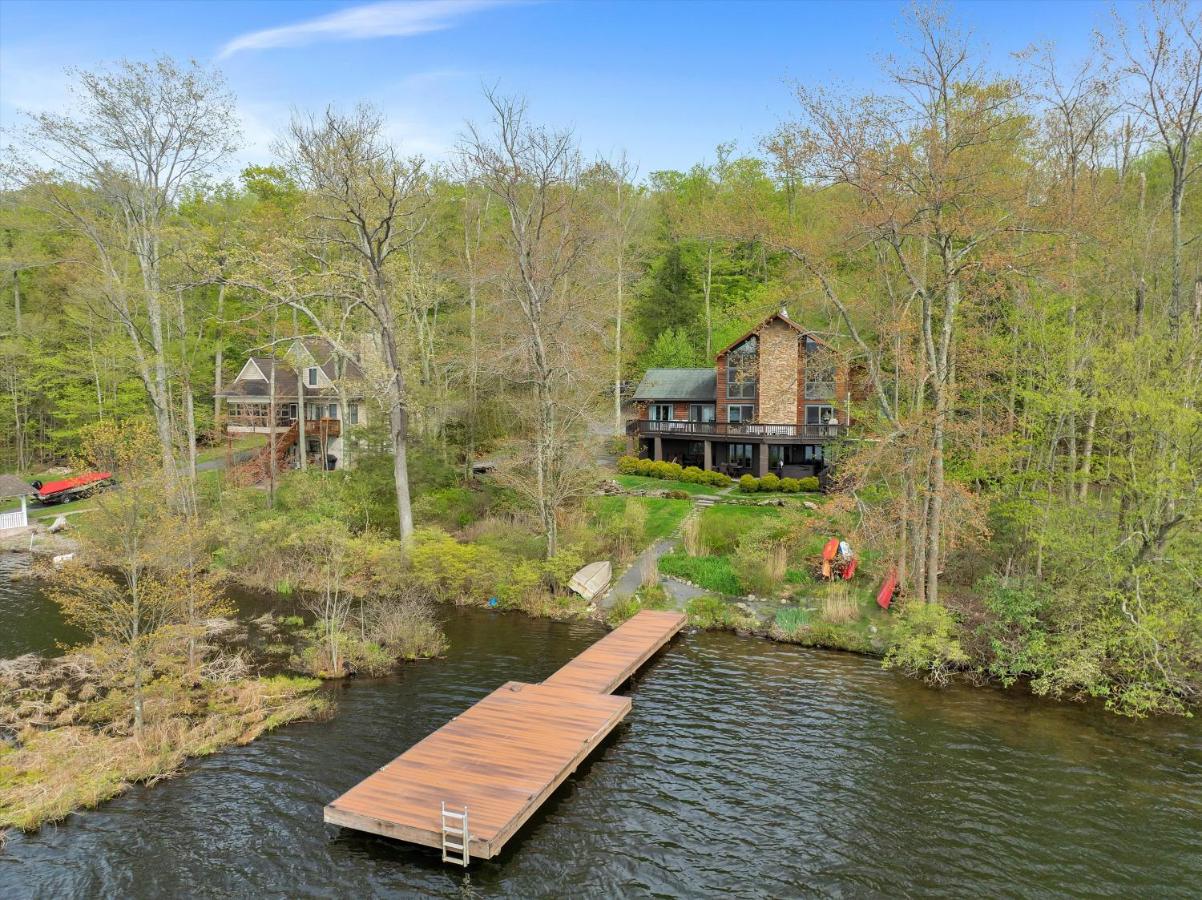 B&B Lake Ariel - Lakefront Sunsets Hot Tub Pool Table Kayaks - Bed and Breakfast Lake Ariel