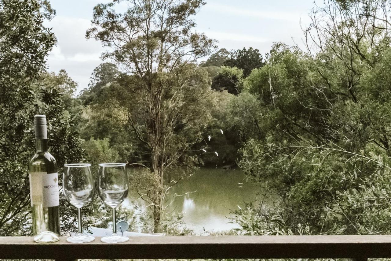 Private 2 Bedroom Cottage with Lakeview - Ferienwohnung