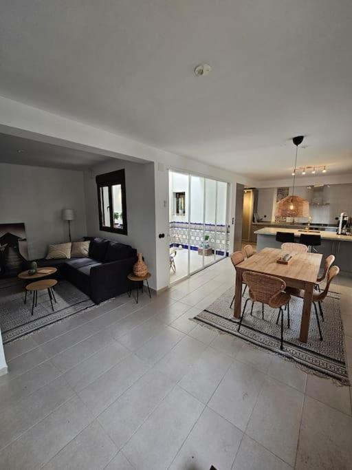 San Pedro - B&B Nerja