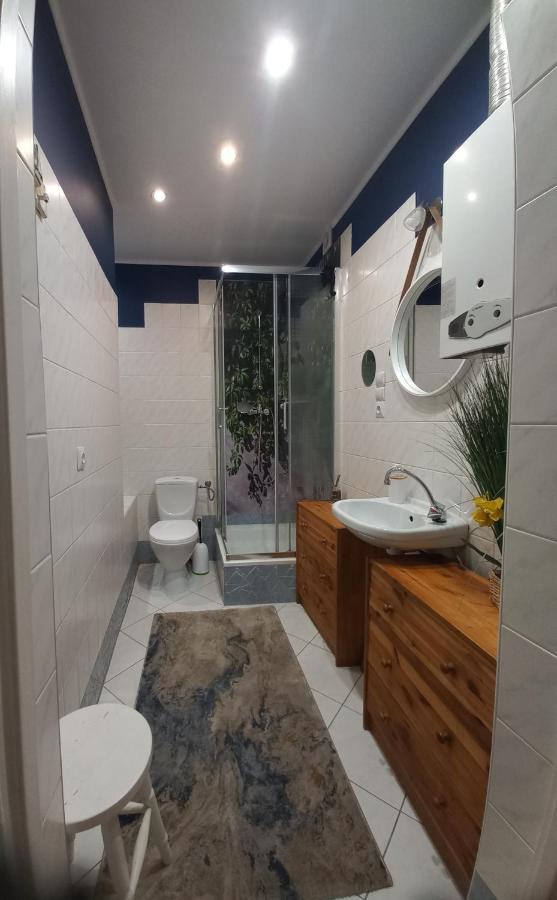 Pokój dwuosobowy z balkonem Gdańsk Zakosy 29 - Chambres d'hôtes Gdańsk