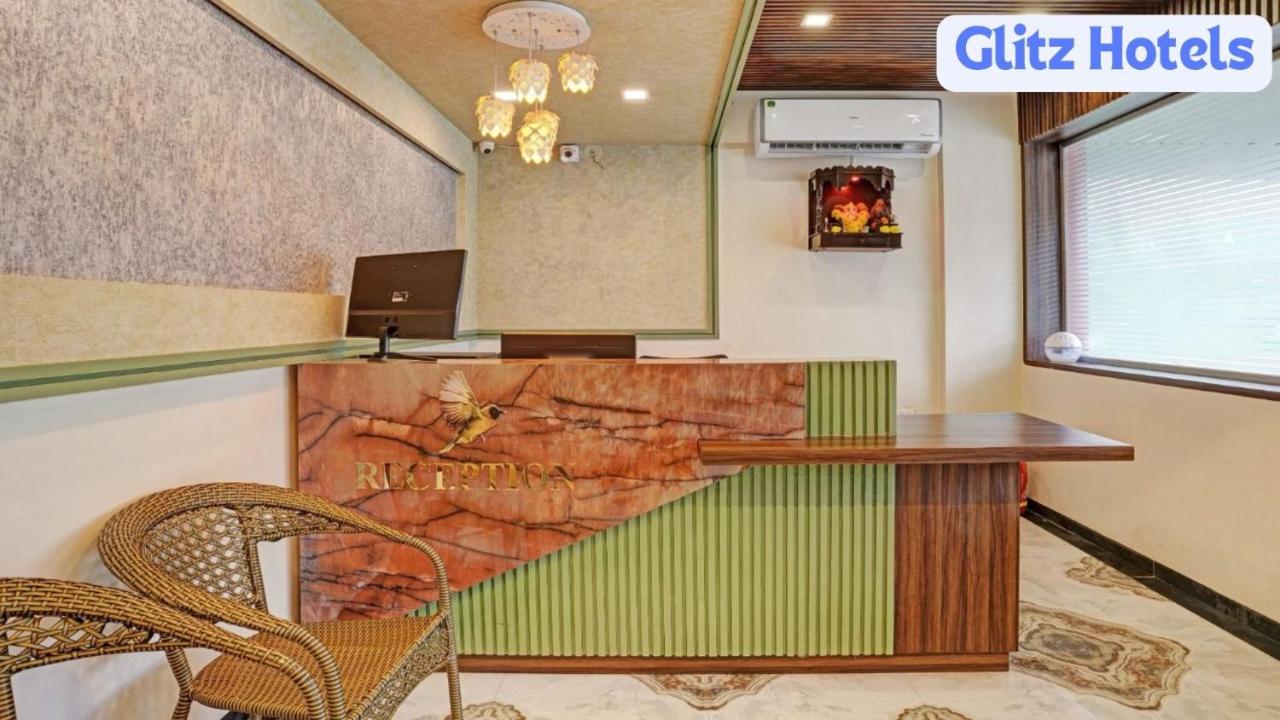 B&B Navi Mumbai - New Golden By Glitz Hotels - Bed and Breakfast Navi Mumbai