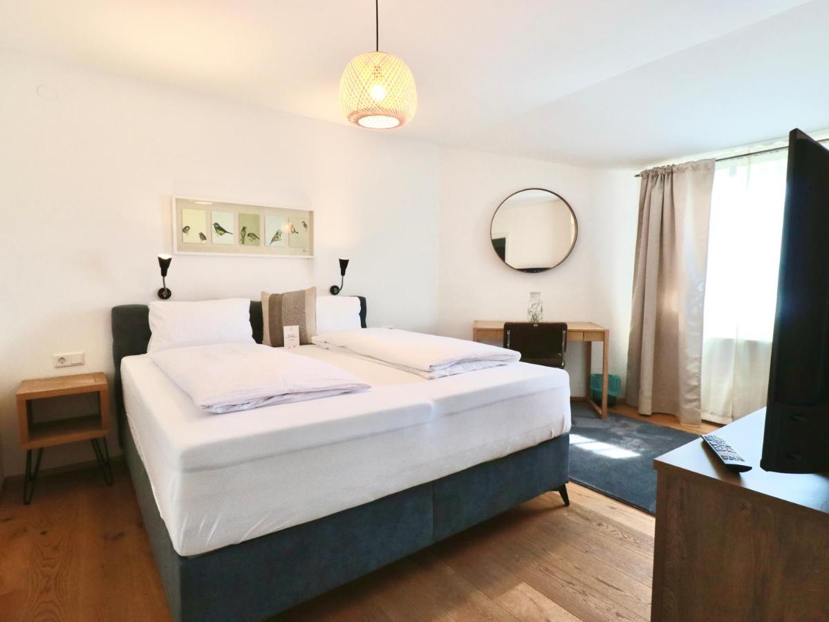 Two-Bedroom Apartment with Mountain View