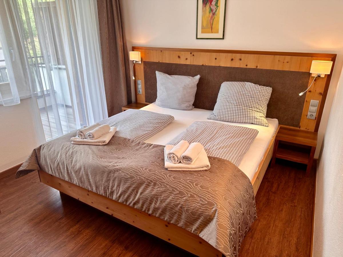 One-Bedroom Apartment with Balcony
