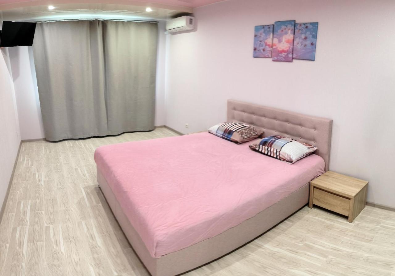 Apartment near metro Pozniaky - Ferienwohnung