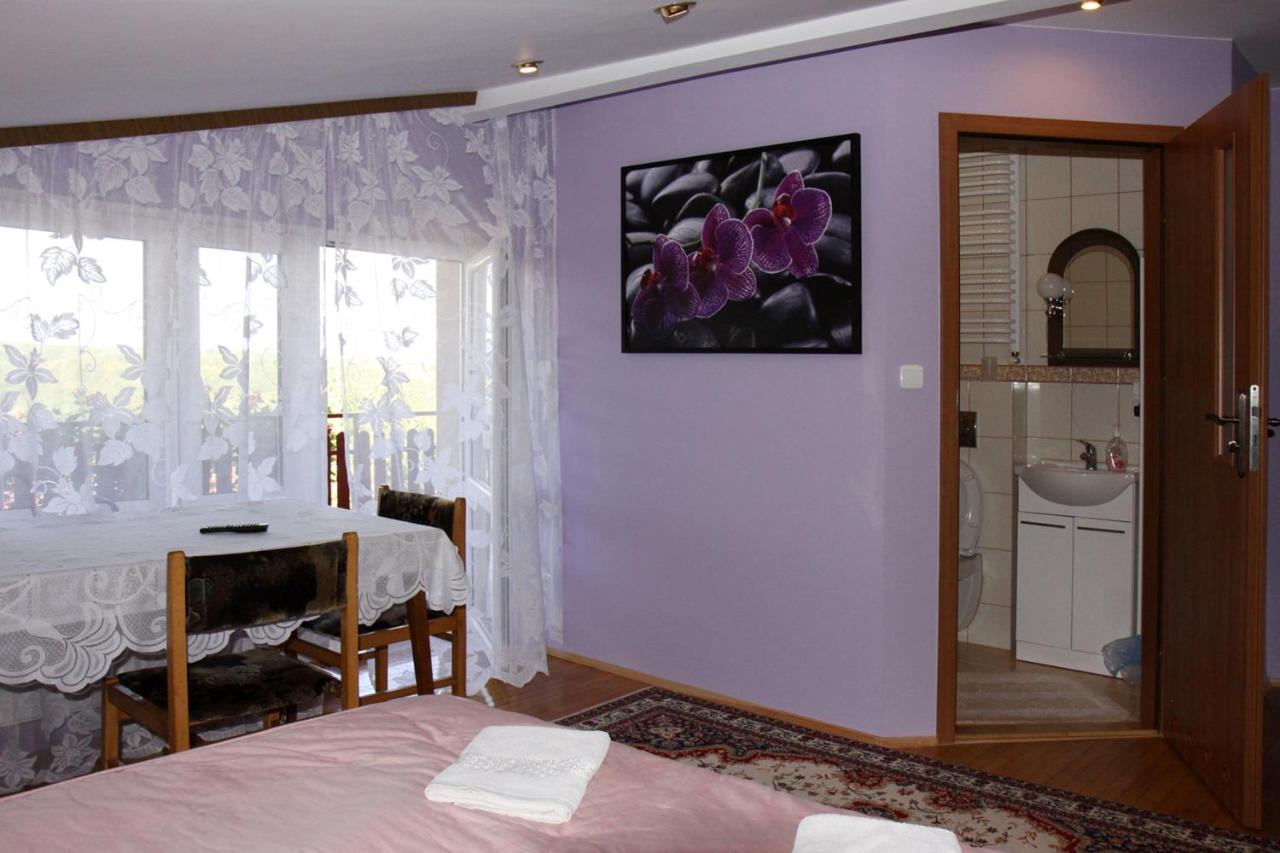 Double Room with Private Bathroom and Balcony