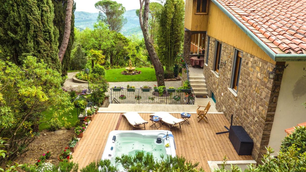 B&B Fiésole - Majestic Villa in Hills of Florence with Gardens Gym Jacuzzi and Sauna - Bed and Breakfast Fiésole