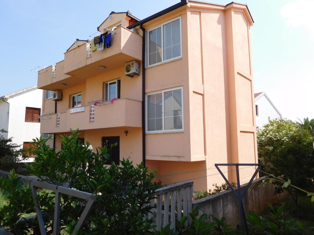 Studio with Balcony