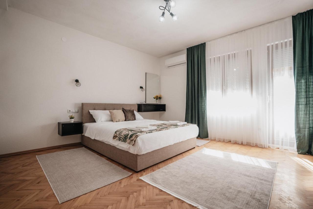 Velu Apartments - B&B