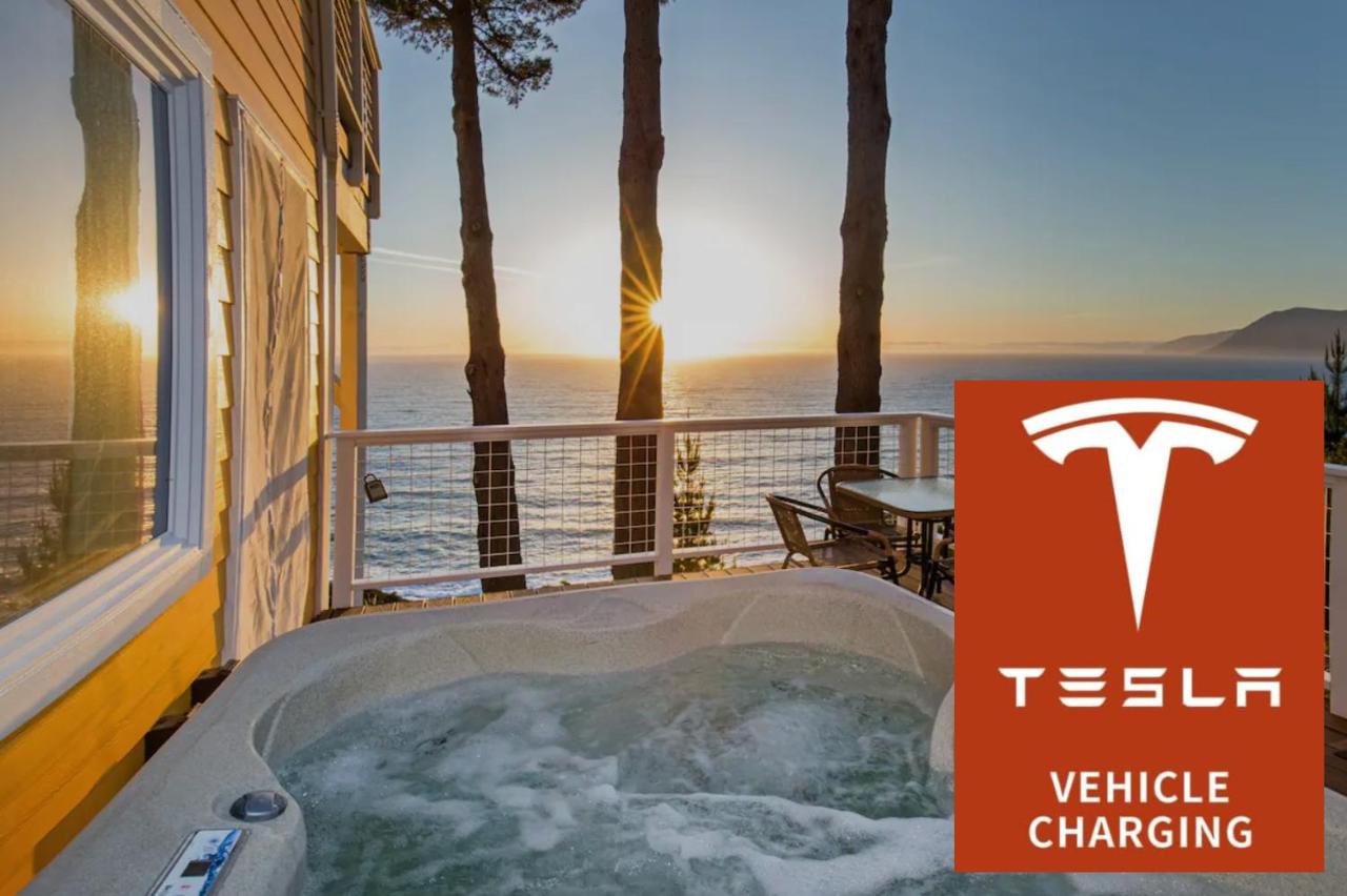 Breathtaking Oceanview! by OceanviewHotTubs Monthly Minimum - Chambres d’hôtes Shelter Cove