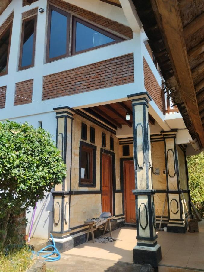 Yoga bale house - B&B