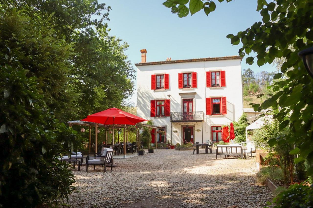 B&B Saint-Germain-Lembron - Domaine des Lilas - Bed and Breakfast Saint-Germain-Lembron