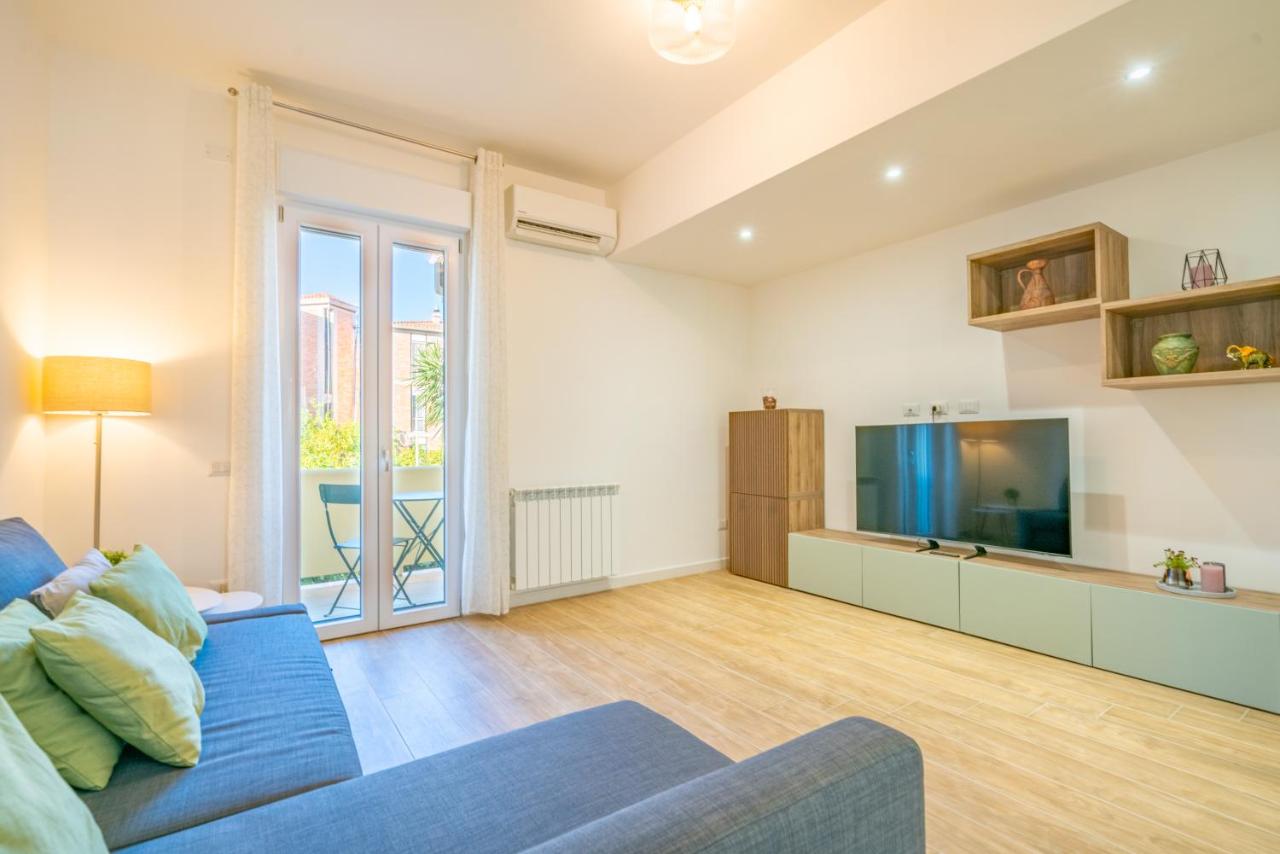 Verso il Sole - Via Noto - B&B Cagliari