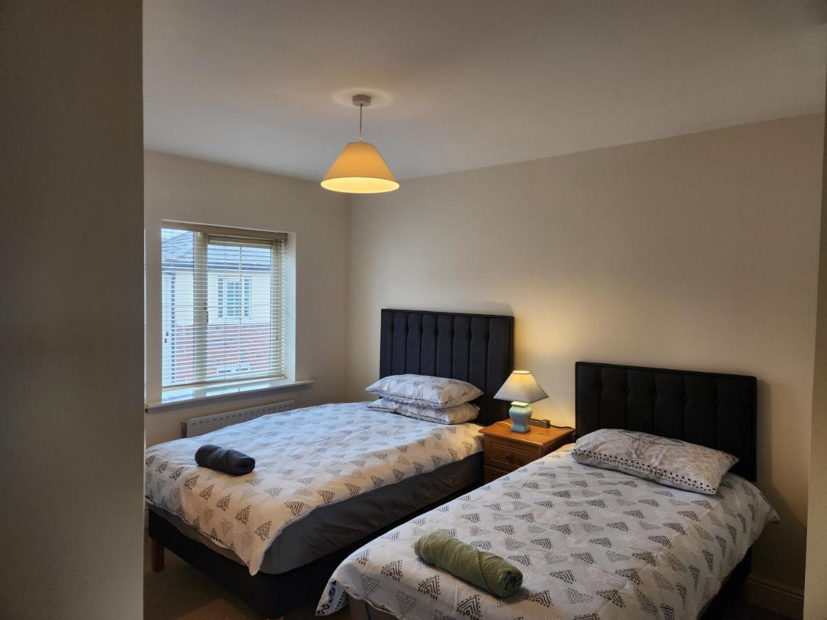 B&B Dublin - Nice Dublin 3 bedrooms near Airport & Dublin City 7people - Bed and Breakfast Dublin