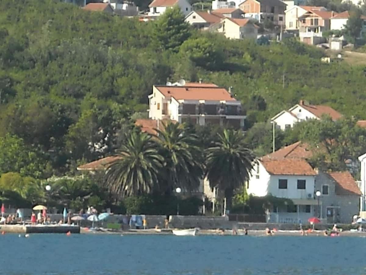 Apartman BIJELA - B&B Bijela