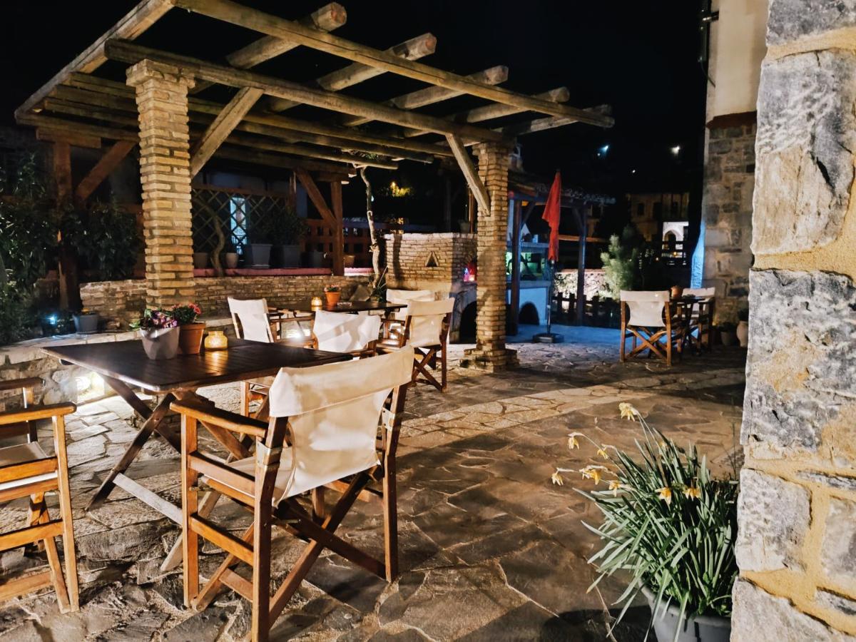 Estudio con vistas al jardín