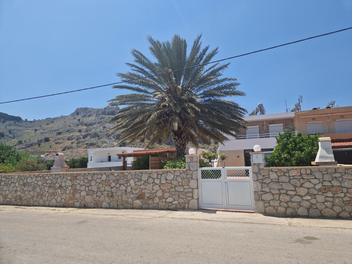 Stergios top view residence with jacuzzi - Bed and Breakfast Kolýmpia