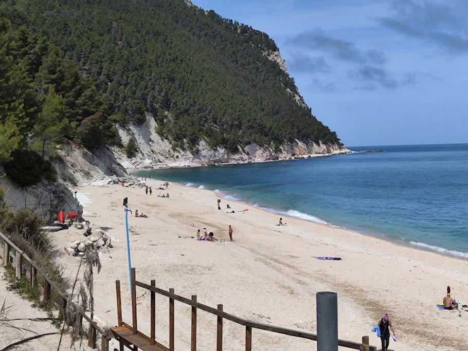 Sirolo Miramare - centrale con posto auto - B&B
